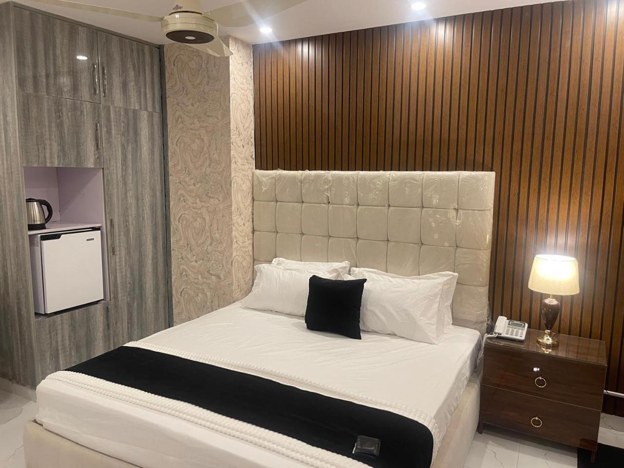 Hotel Croydon International Rawalpindi Zewnętrze zdjęcie