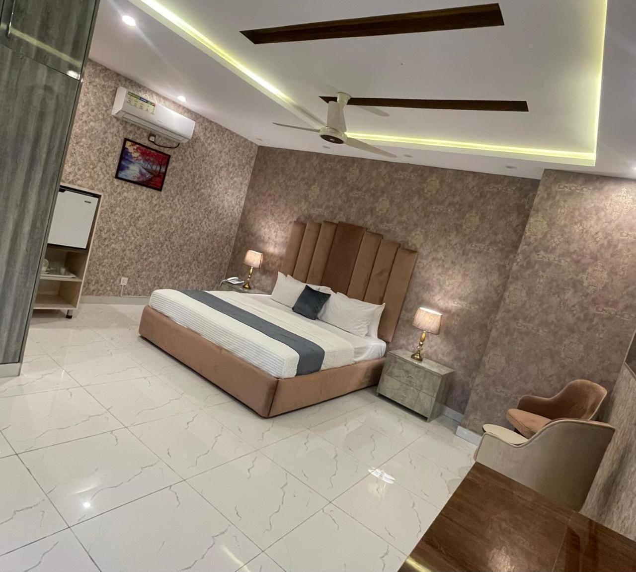 Hotel Croydon International Rawalpindi Zewnętrze zdjęcie